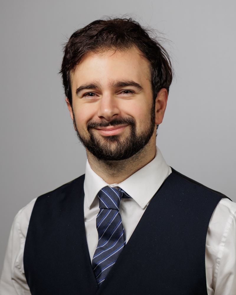 youlendportraitsmarch25-201