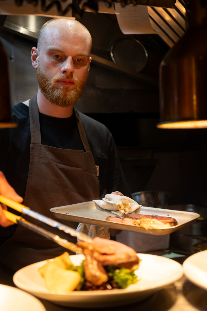 bargeeast_burnsnight-013