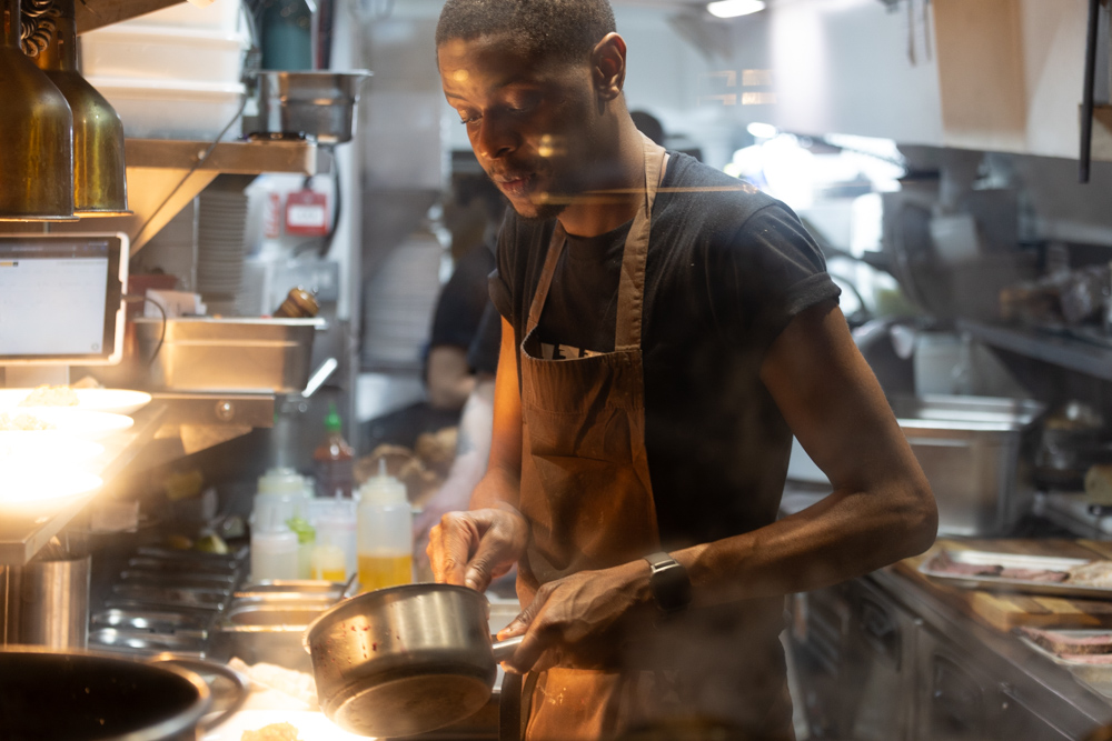 bargeeast_burnsnight-520