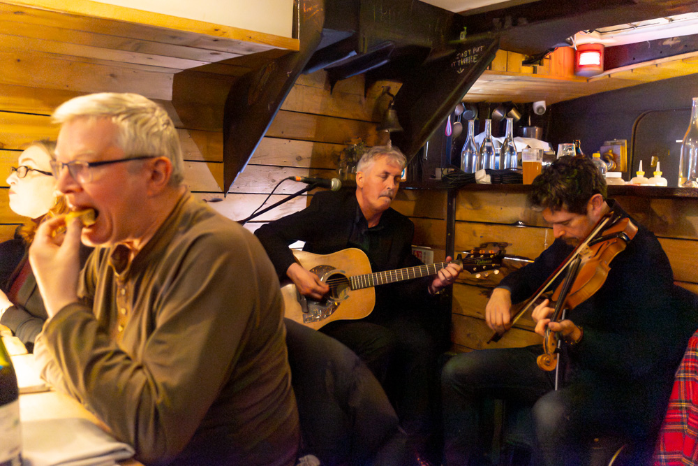 bargeeast_burnsnight-849